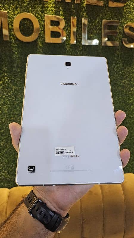 Samsung TAB S4 10.5 inch 64 gb 4 gb Brand New 1