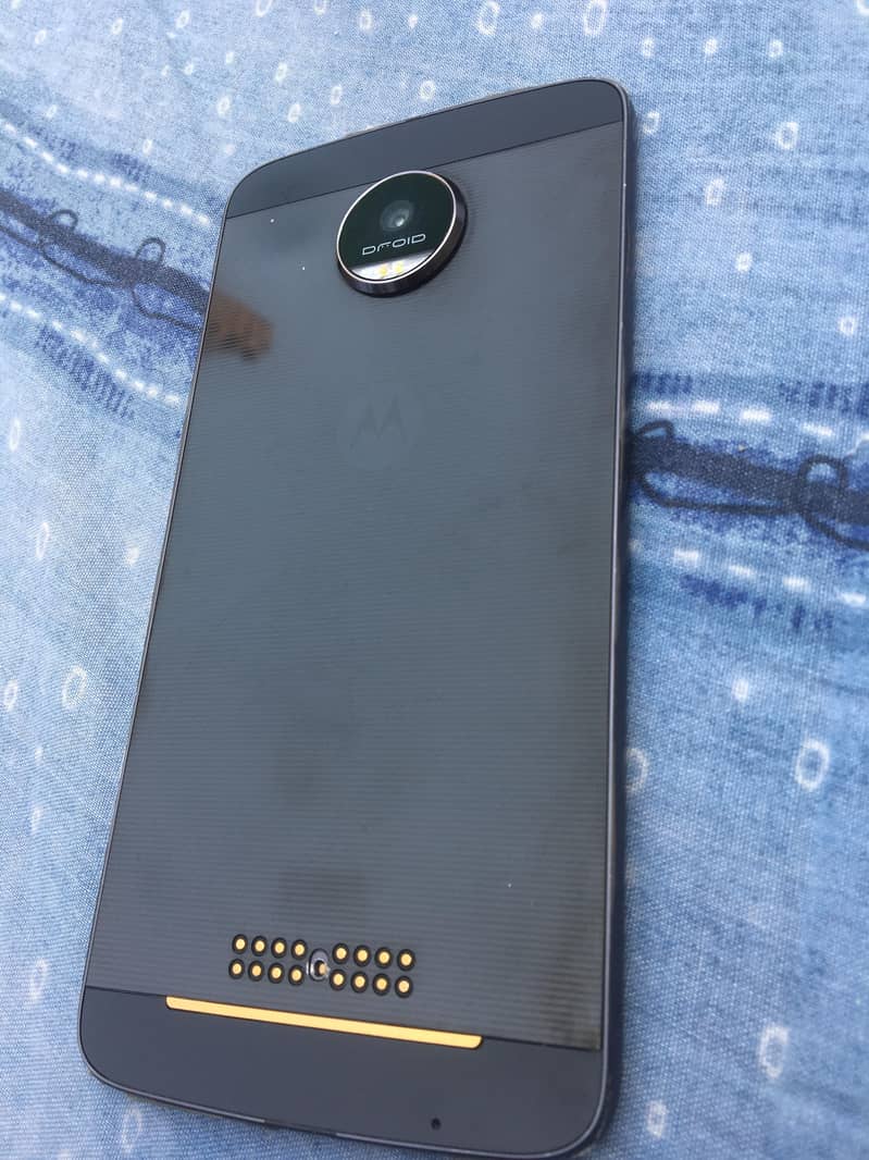 Motorola Moto Z Droid 4/32 Pta Approved 4