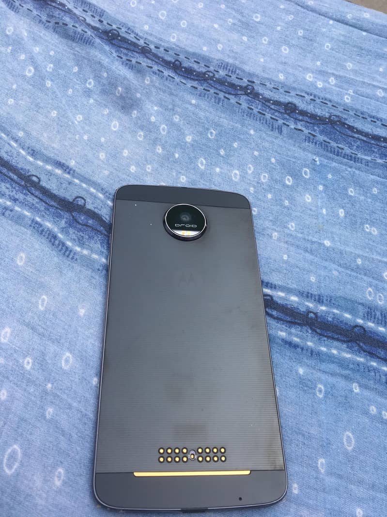 Motorola Moto Z Droid 4/32 Pta Approved 6