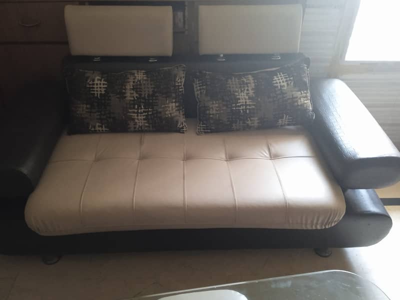 Sofa set (7 seater) with four extra sitting murah stools 0