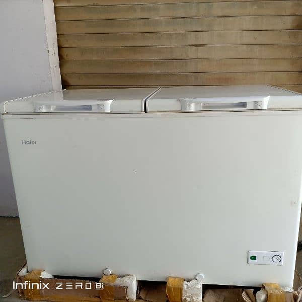 Haier large size freezer  white colour 2 doors Haier model 224 0