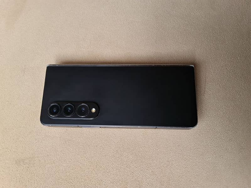 Samsung Z Fold 4 Official PTA 8