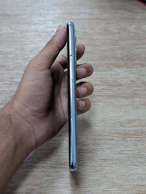 OnePlus 9 pro 12/256gb global dual sim 4