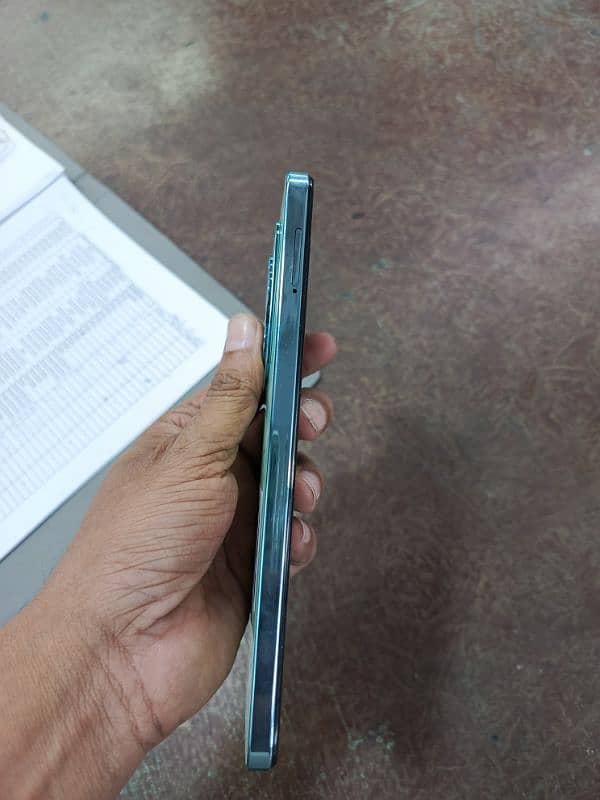 Infinix hot 40pro 1 month use ful box is py rbta kare 03131498914 2