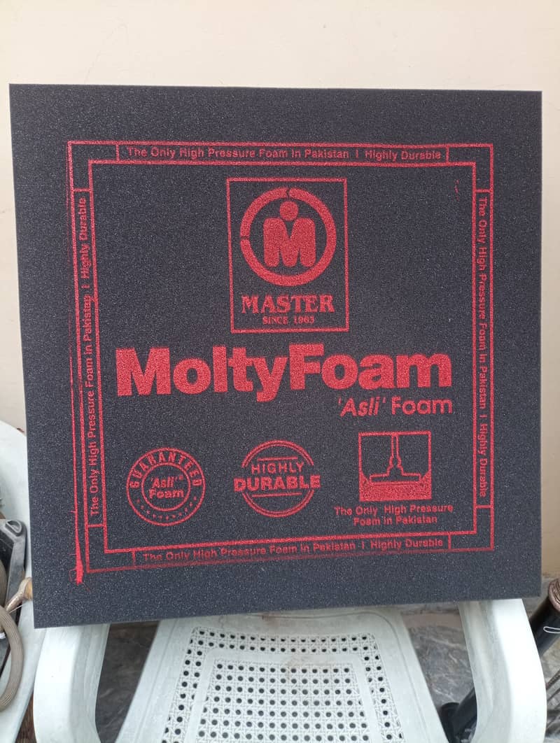 Master Molty Foam 6 Seats available 0