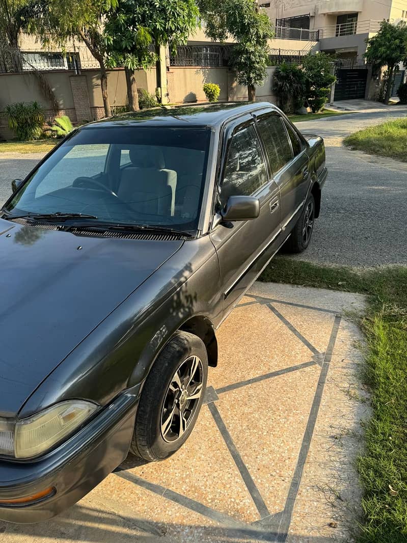 Toyota Corolla 1988 Model awesome condition 3