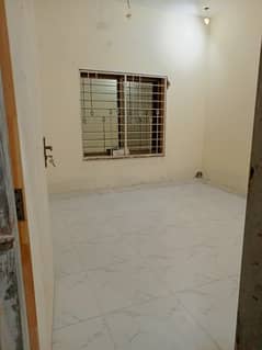 2.5 Marla brand new Tripple story house for rent in johar town opposite UMT university For Family And Female 0