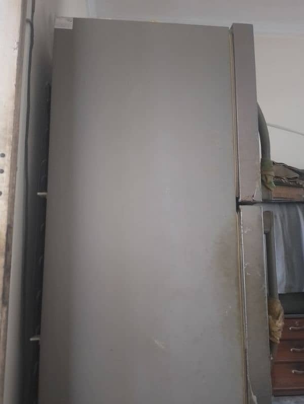 Haier Refrigerator 16 Cubic Feet in Mint Condition 5