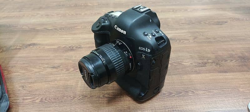 Canon 1DX Mark ll EOS DSLR Full Frame Camera 1