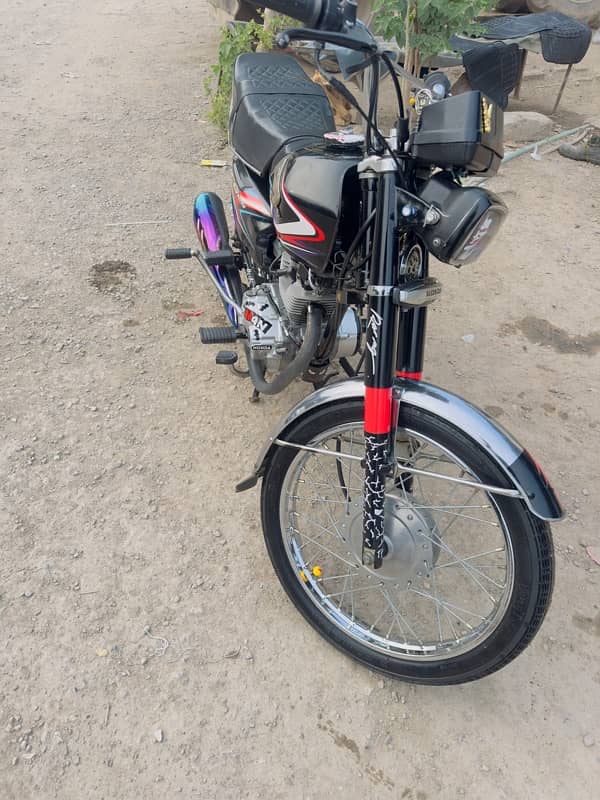 Honda CG 125 black colour 1