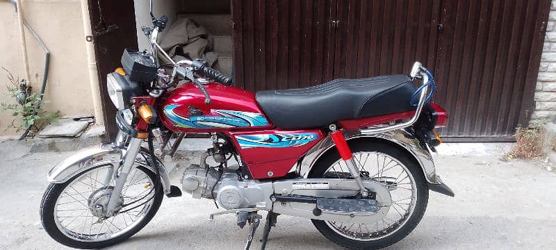 Honda CD70 8