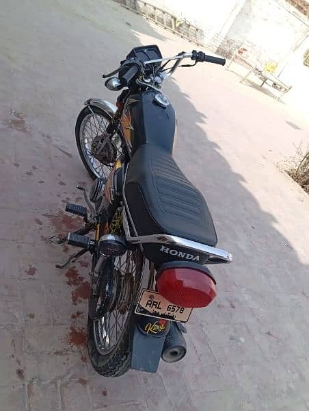 honda CG 125 black color 4