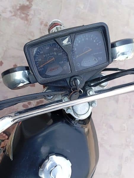 honda CG 125 black color 5