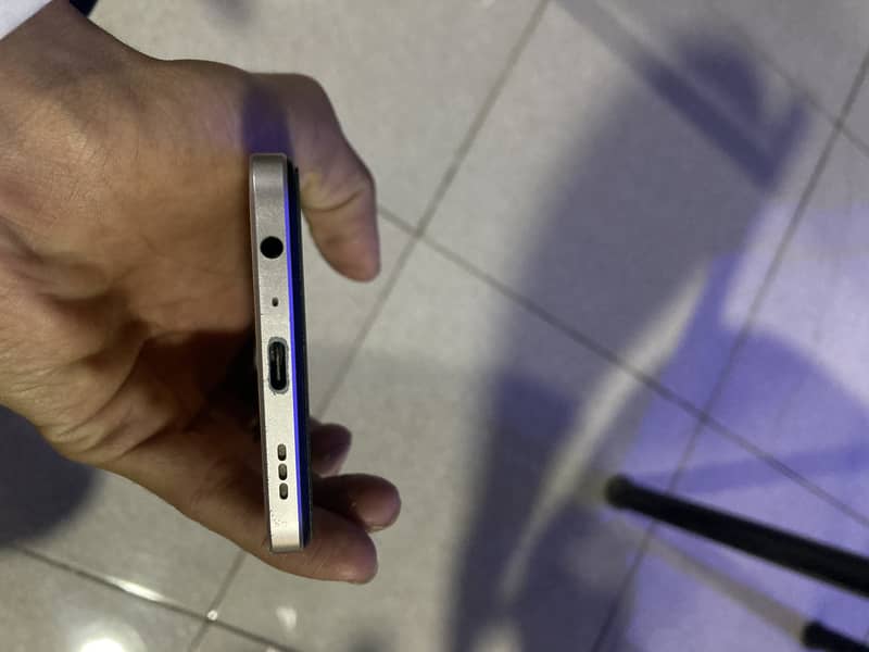 Oppo F21 pro (exchange possible) 5