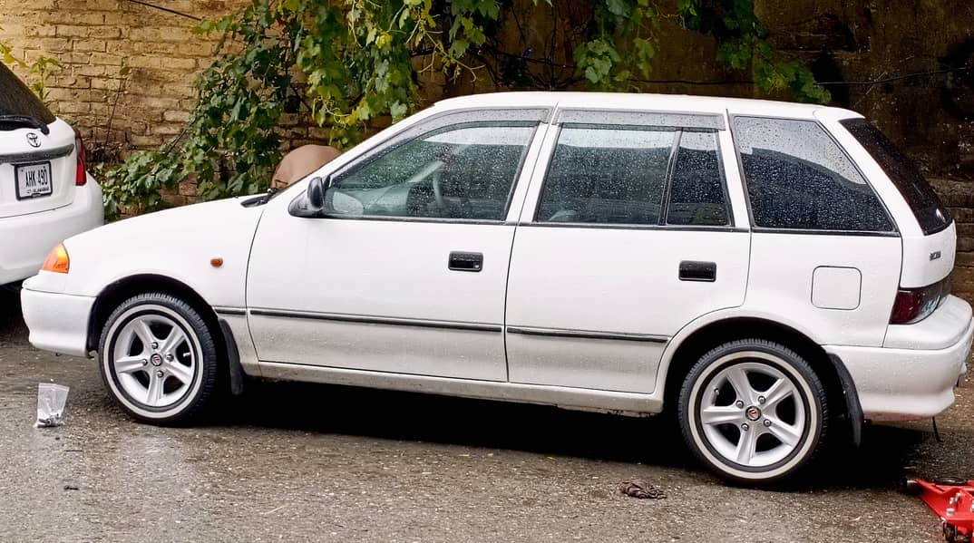 Suzuki Cultus 2