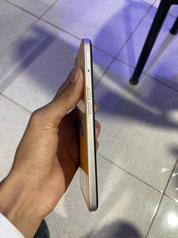 Oppo F21 pro (exchange possible) 6