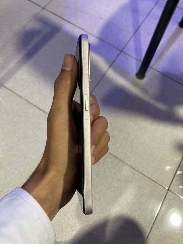 Oppo F21 pro (exchange possible) 7