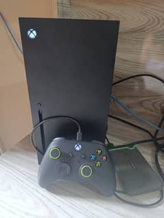 Xbox Series X 1tb excellent condition with 2 controllers