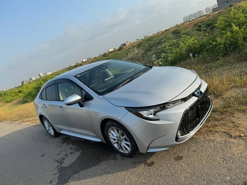 TOYOTA COROLLA HYBRID 2021 1