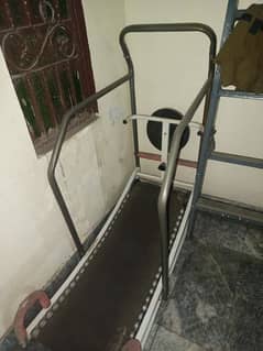 manual treadmill in excellent condition