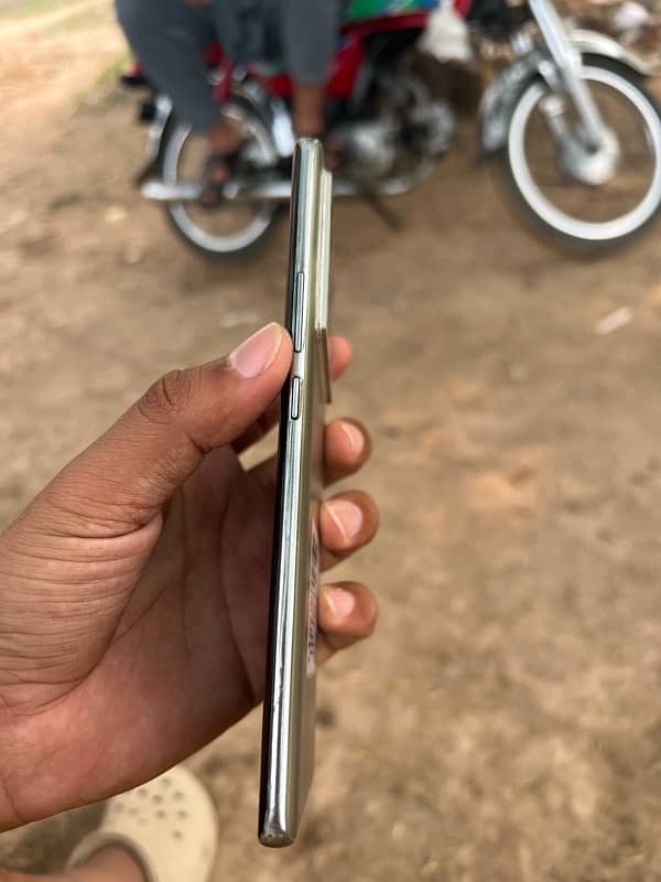 infinix not 40 pro 1