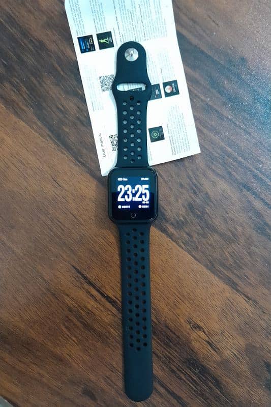 Smart Watch in New Condition 2