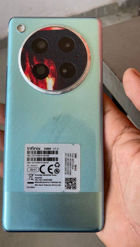 infinix zero 40(10/10) 1