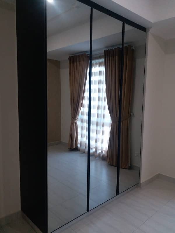 "Exquisite 1715 Sq Ft Luxury Apartment For Rent On Zahoor Ellahi Road, Gulberg By Executive Estate" 5