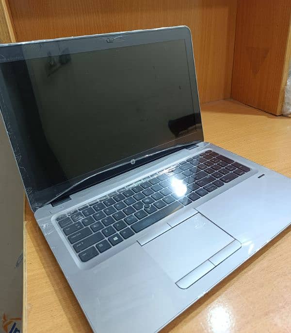 Core i7 7th Generation Hp Laptop 2