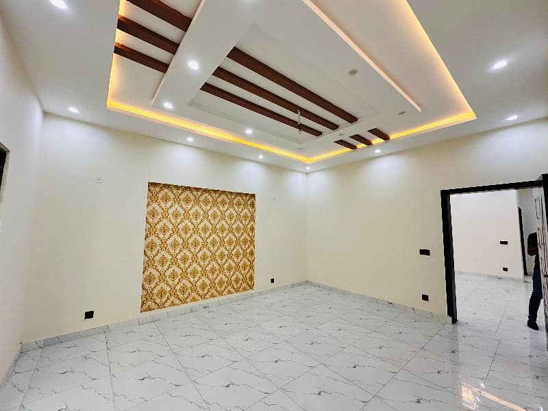 10 Marla Facing Park New House For Sale In Bahria Town Lahore 17