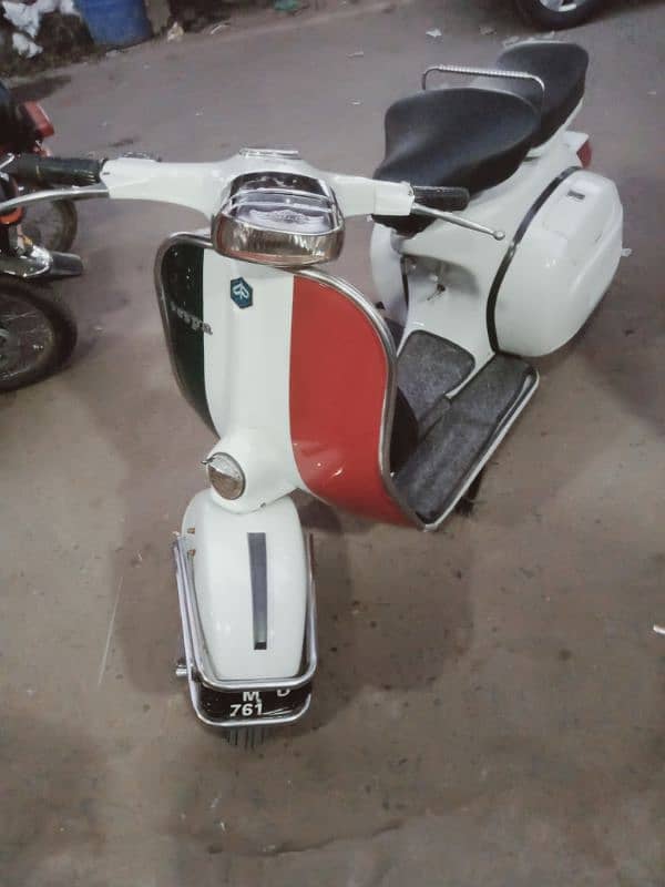 Vespa Super 150 5