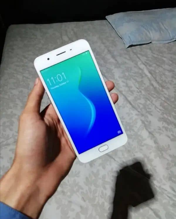 oppo f1s 4Gb / 64Gb Mobile 4G / no vivo infinix tecno samsung huawei 6