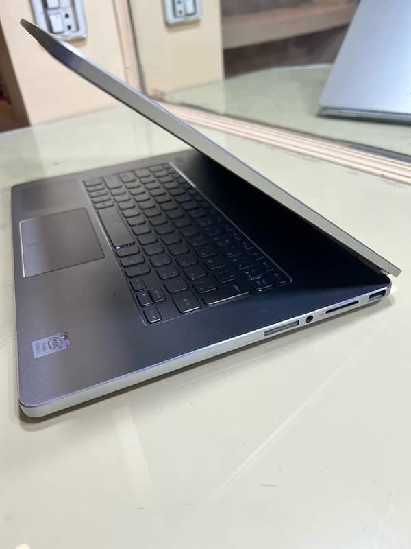 dell laptop 1