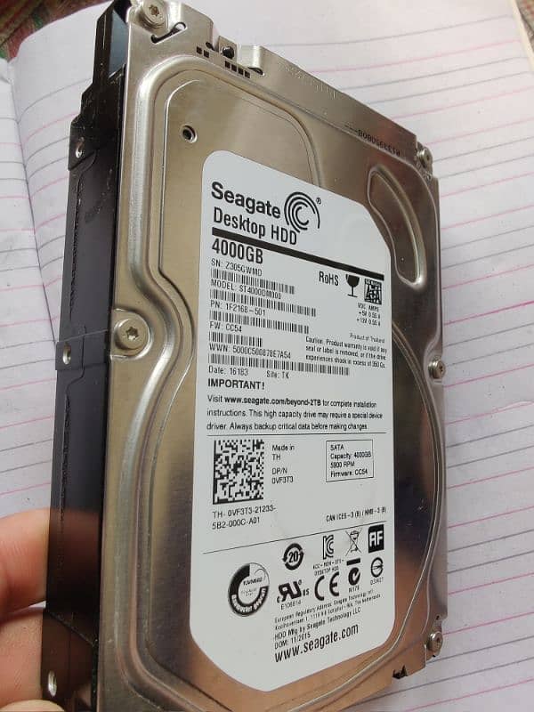 4TB (4000GB) EXTERNAL HARD DRIVE. 6