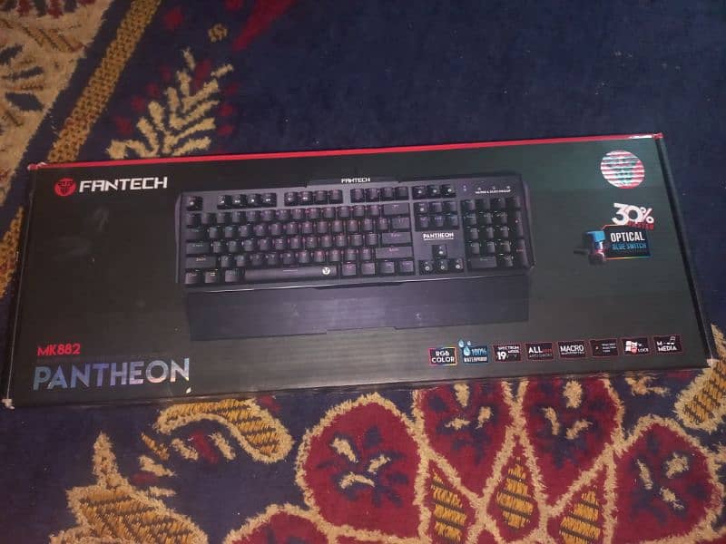 Fantech MK882 Mechanical gaming Keyboard 1