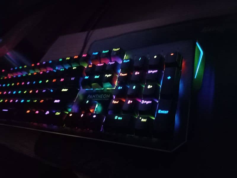 Fantech MK882 Mechanical gaming Keyboard 4