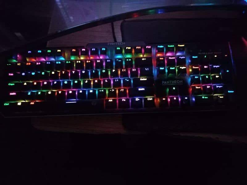 Fantech MK882 Mechanical gaming Keyboard 5