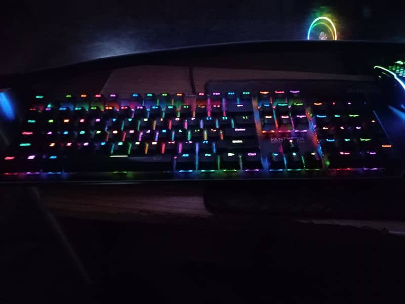 Fantech MK882 Mechanical gaming Keyboard 6