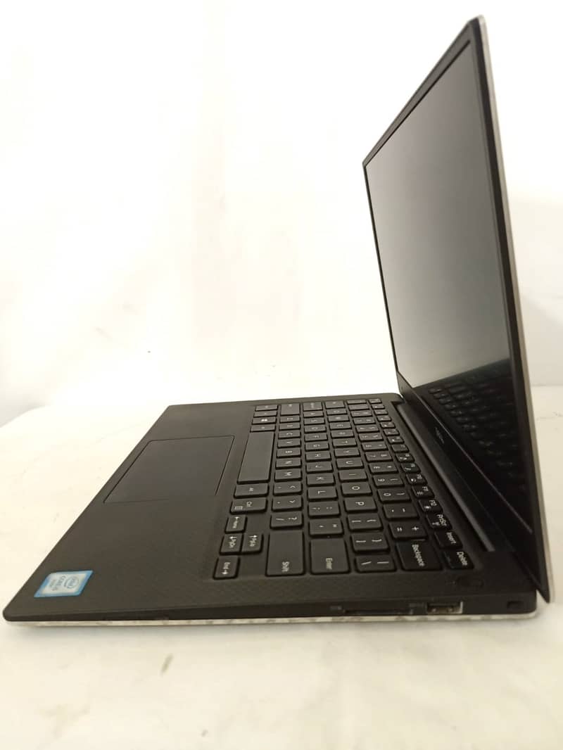 DELL XPS 13 9350 4K TOUCH SCREEN 5