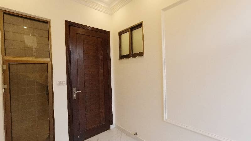 Gorgeous Corner 7 Marla House For sale Available In Punjab Small Industries Colony 15