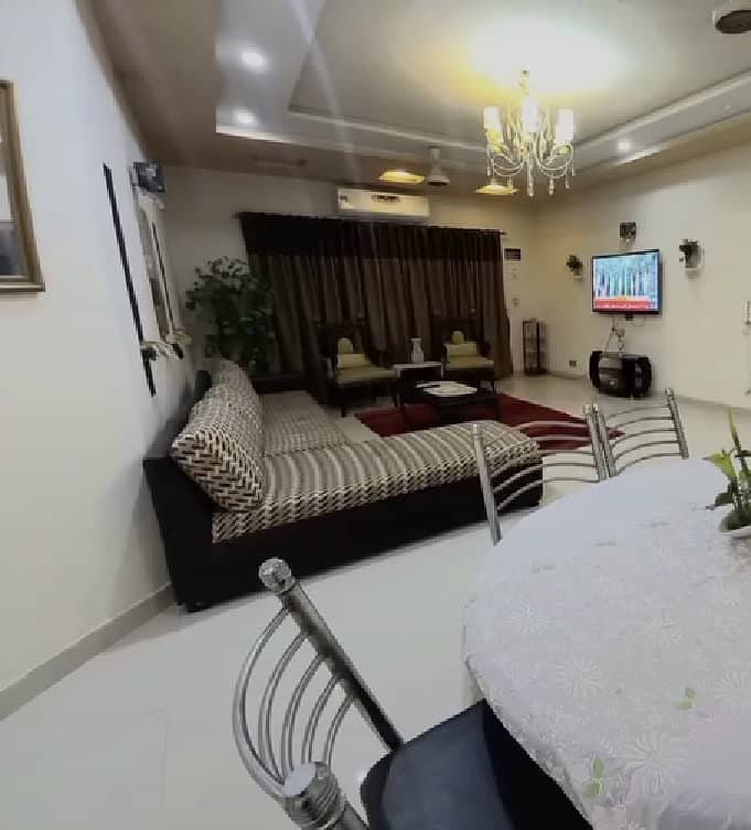 1 kanal FURNISHED upper portion for rent on ideal location 1