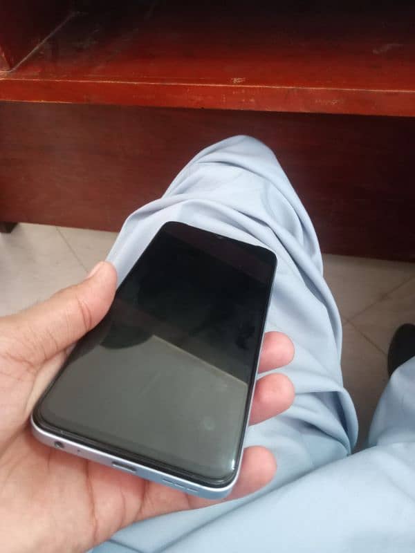 Infinix hot 30i 1