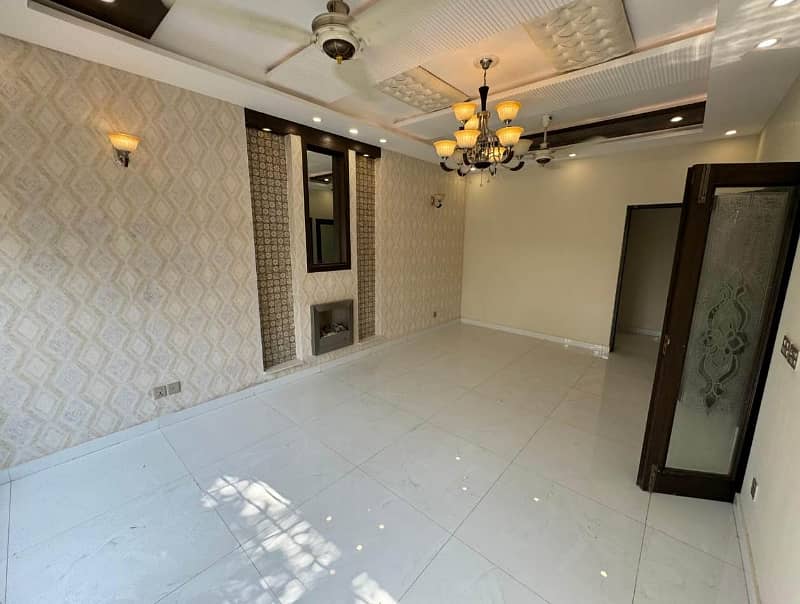 10 Marla Brand New Beautifull House For Rent in DHA Lahore Cantt 14