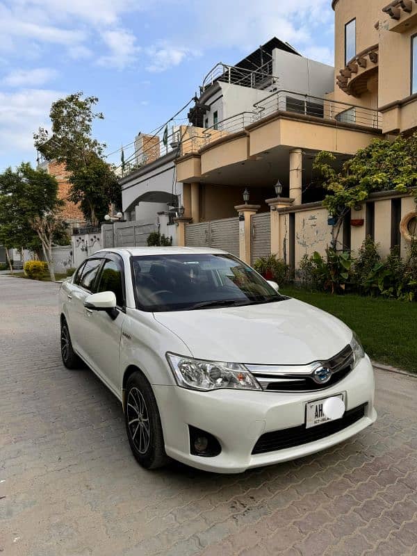 Toyota Corolla Axio 2014 2