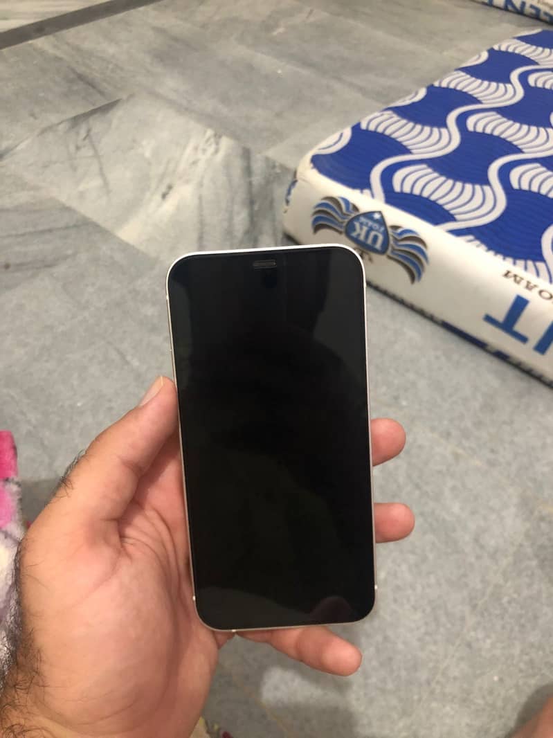 Iphone 12NON PTA 64gb 6