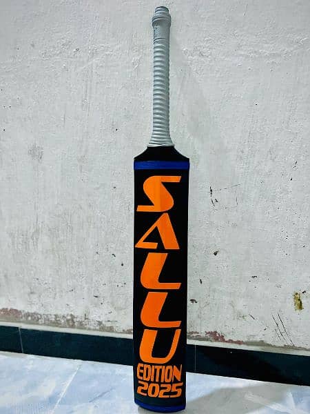 COCONUT WOOD BRAND NEW CRICKET BAT 1