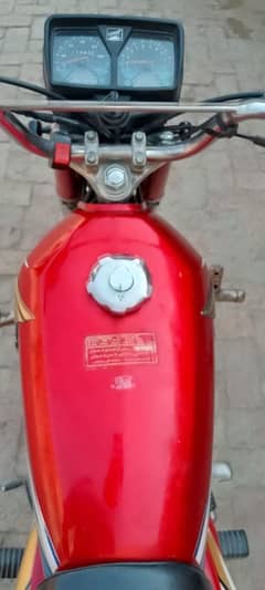 Honda 125. . . . . madl 2020