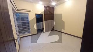 Complete House For Rent In G-6 Islamabad