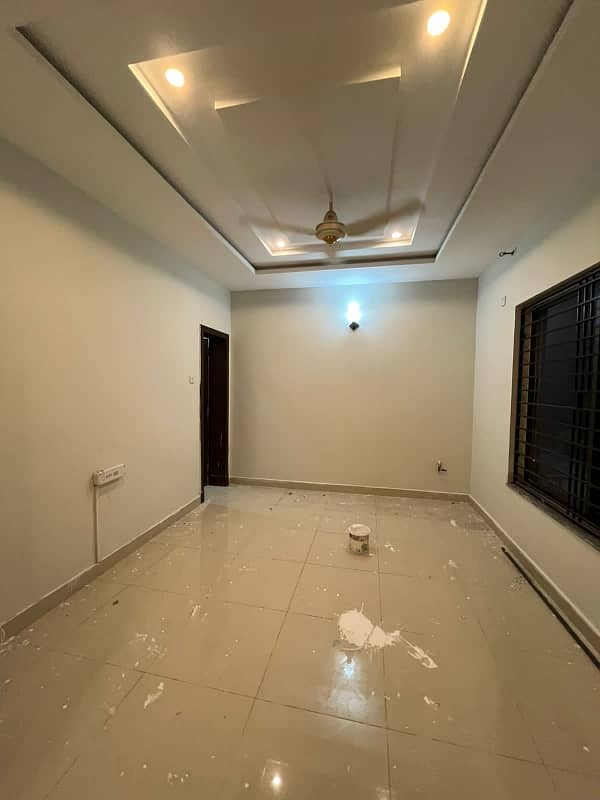 Complete House For Rent In E11-2 Islamabad 3