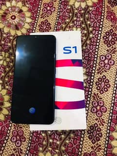 vivo s1